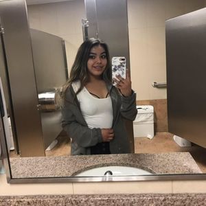 Meet your Posher, Caylynn